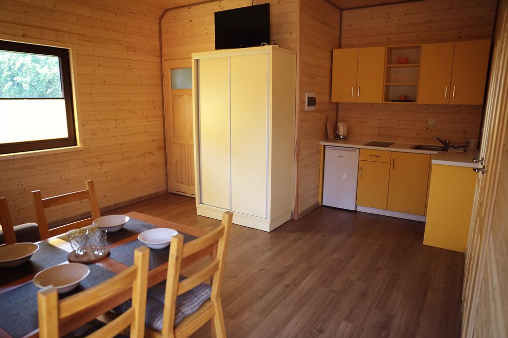 Rozewska Bliza Domki Letniskowe Jastrzebia Gora Exterior foto